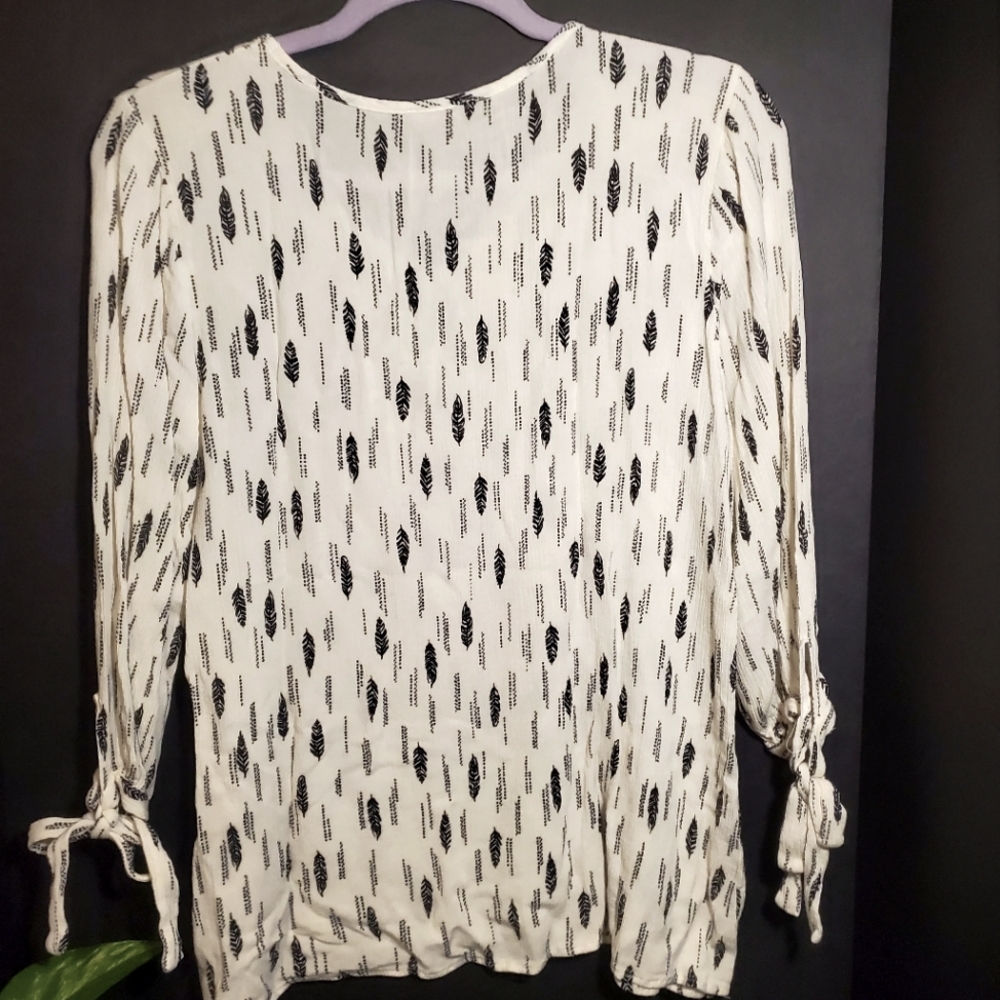 Women's Blouse -size M